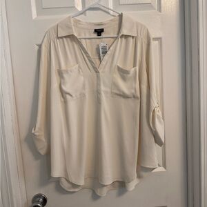 NWT Torrid Harper Blouse with Chest Pockets in Cream Color